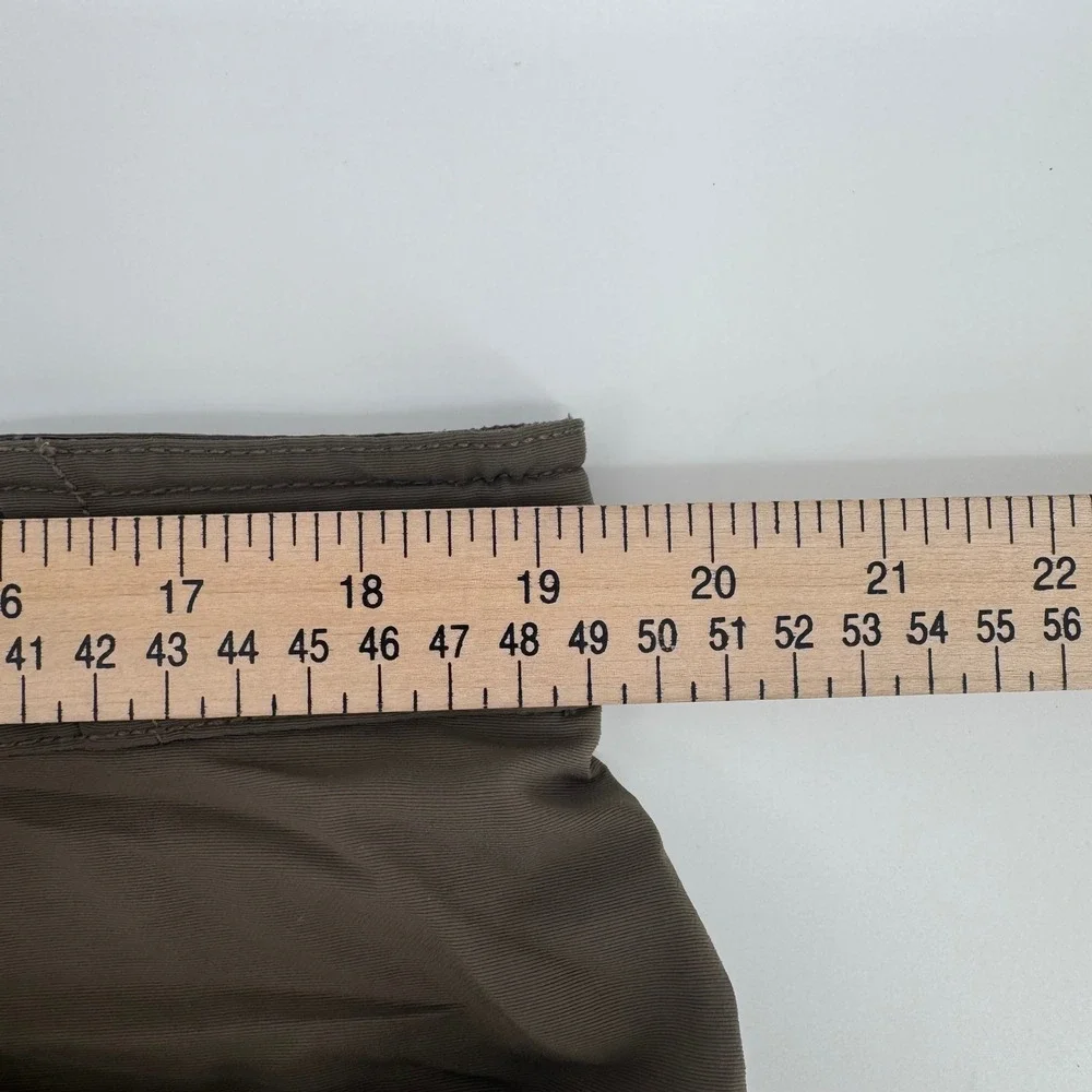 The North Face Paramount Peak II Convertible Hiking Pants Taupe Mens XL Short